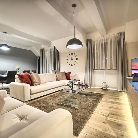 Exclusive 2 Bedroom Apartment Old Town - 2 Baths, Balcony And View - By Prague City Apartments المظهر الخارجي الصورة