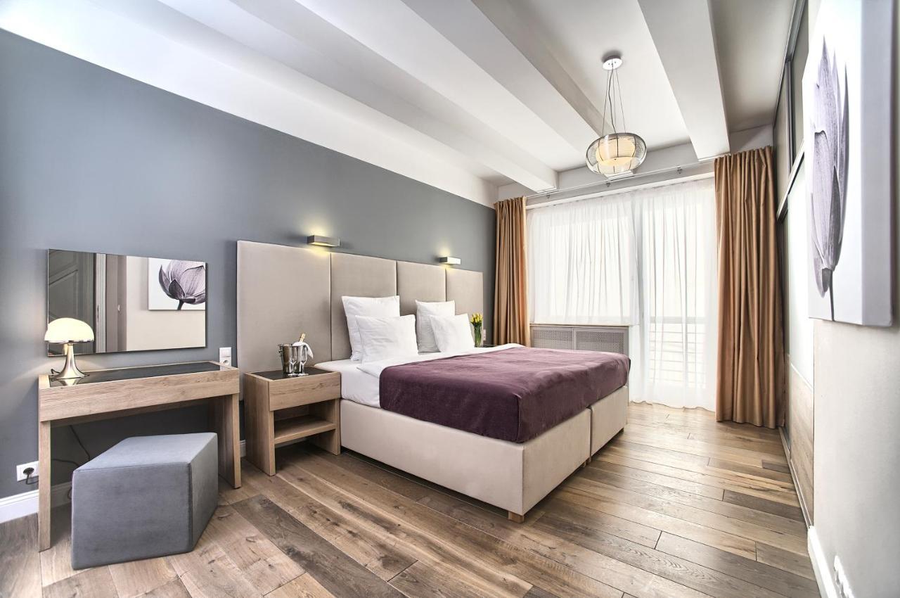 Exclusive 2 Bedroom Apartment Old Town - 2 Baths, Balcony And View - By Prague City Apartments المظهر الخارجي الصورة