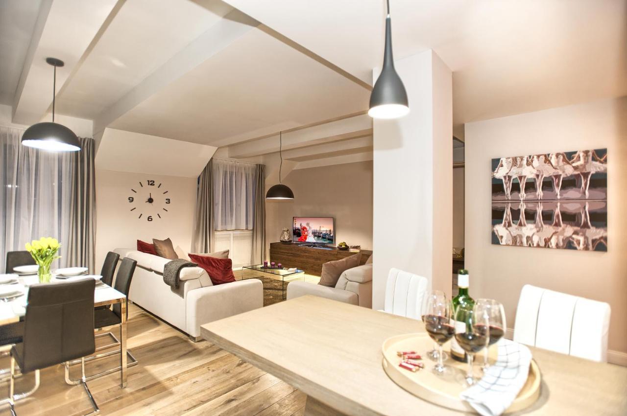 Exclusive 2 Bedroom Apartment Old Town - 2 Baths, Balcony And View - By Prague City Apartments المظهر الخارجي الصورة