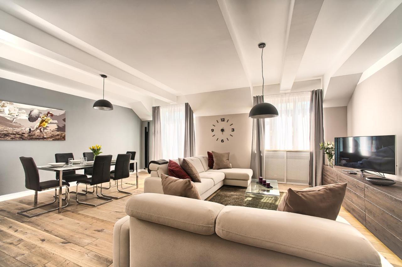 Exclusive 2 Bedroom Apartment Old Town - 2 Baths, Balcony And View - By Prague City Apartments المظهر الخارجي الصورة